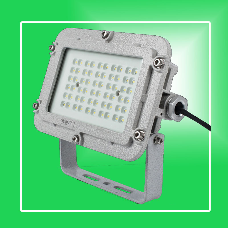 SZSW8230��Ϊ����60W����LED�����Ƴ�����LED����������