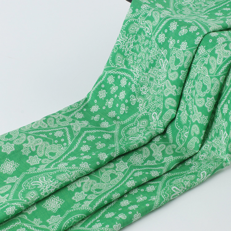 Nueva promoción 100% rayon 45s 100gsm hawaiano abstracto tela impresa de rayon