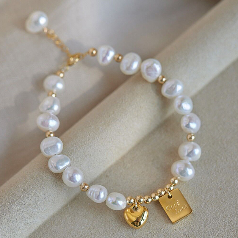 Elegant Retro Letter Heart Shape Freshwater Pearl Mixed Materials Bracelets In Bulk display picture 4