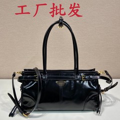 2025新款P家LusSolf复古长手柄油蜡皮波士顿百搭手提单肩腋下女包