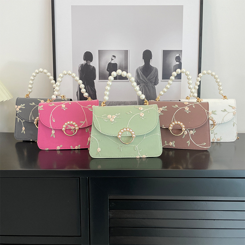 Bolso cuadrado de mano de perlas de moda simples bolso cuadrado de mujer 2024 nueva cadena de encaje de moda bolso cuadrado oblicuo de un hombro