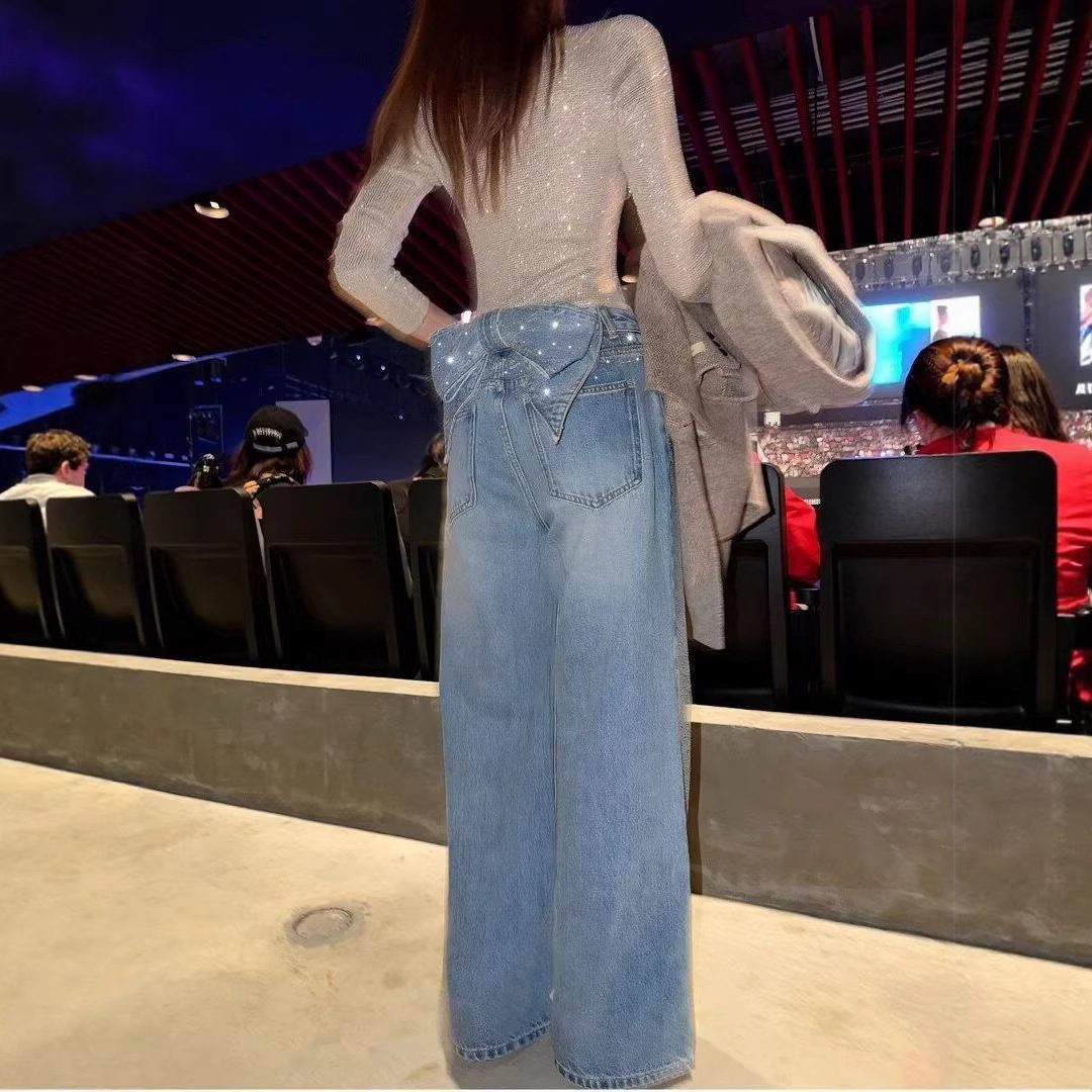 Damesjeans in retrostijl met afneembare strik en strass-sterretjes, losse pasvorm, casual broek voor de lente en herfst._voghion.com