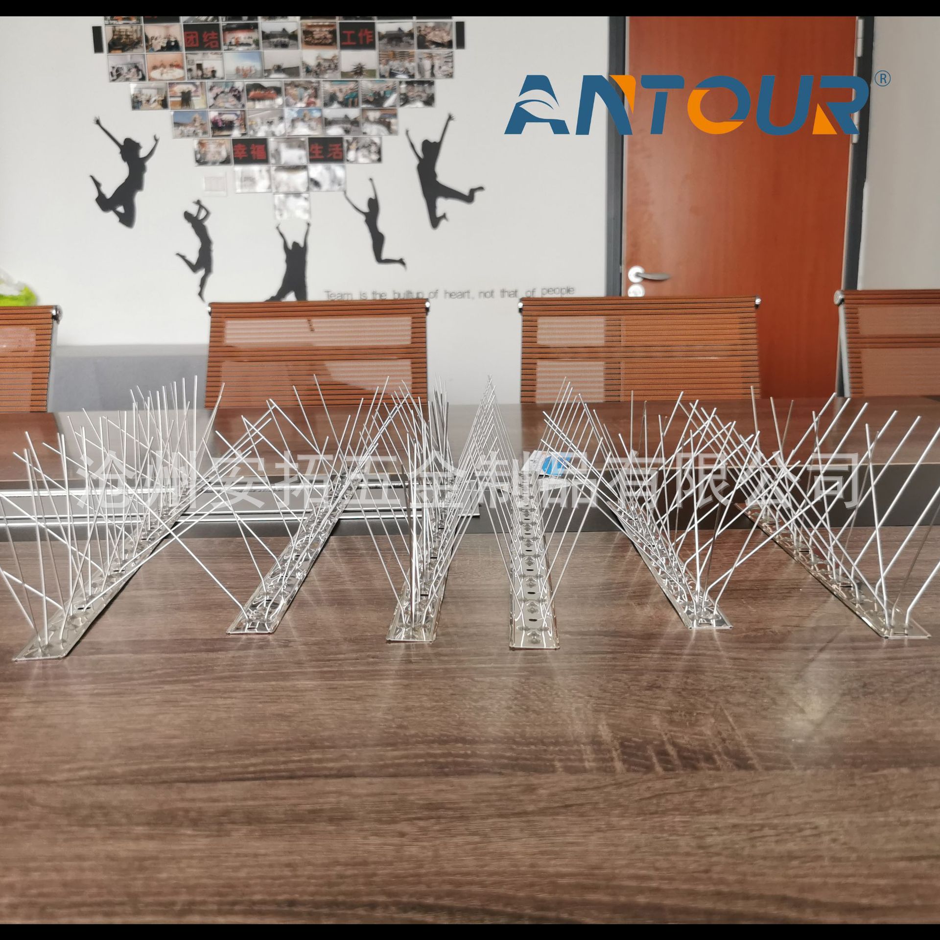 厂家批发鸟刺一米/支防鸟刺不锈钢驱鸟器鸽钉阳台出口驱赶小鸟