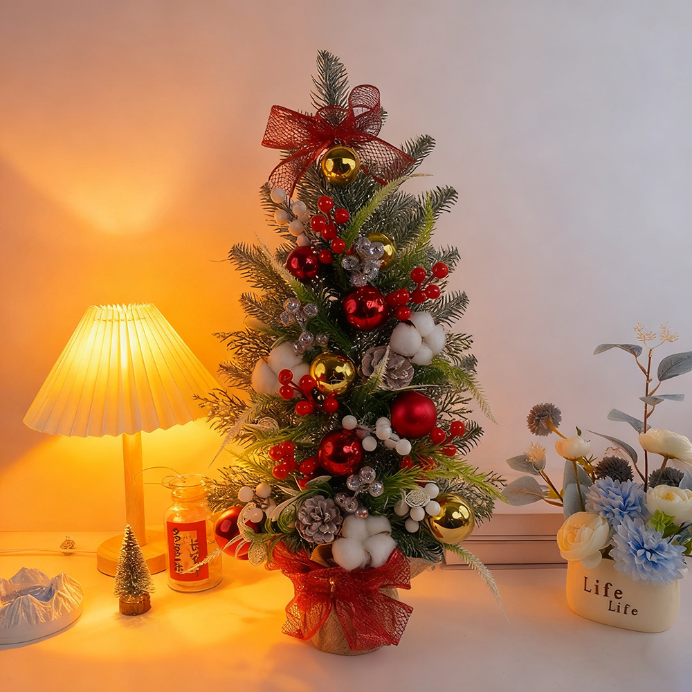 跨境圣诞树成品植绒迷你桌面圣诞树创意家居摆件迷你圣诞树礼物