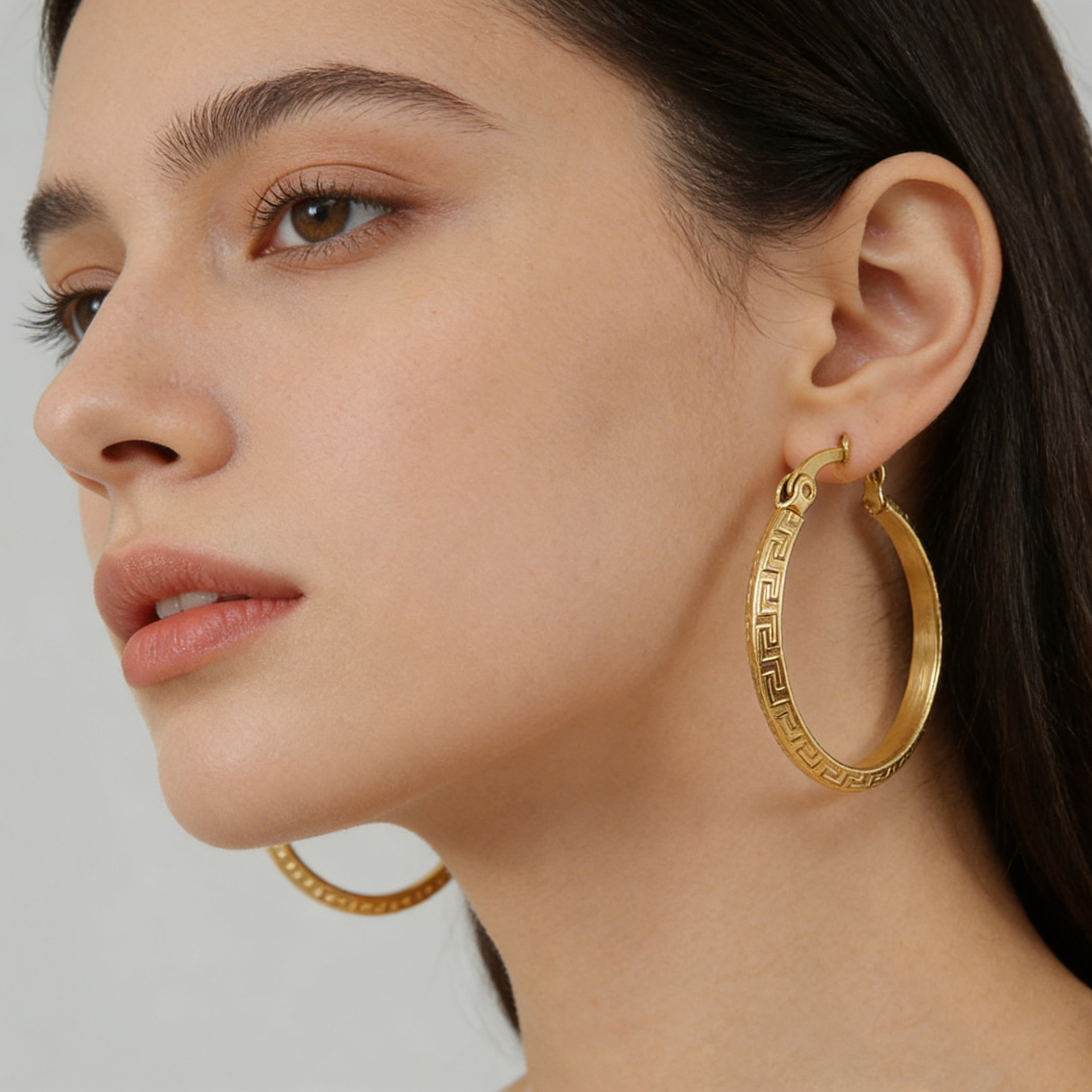 Cruz-frontera 18K oro titanio acero Gran Muralla patrón hebilla pendientes de moda de las mujeres simples pendientes de acero inoxidable pendientes al por mayor