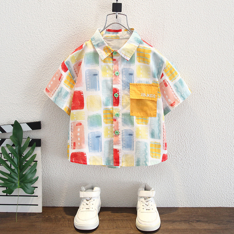 8022 Camisa de manga corta para niños 2025 Nuevo estilo para niños Camisa de flores de moda coreana Verano para niños Tops finos de moda