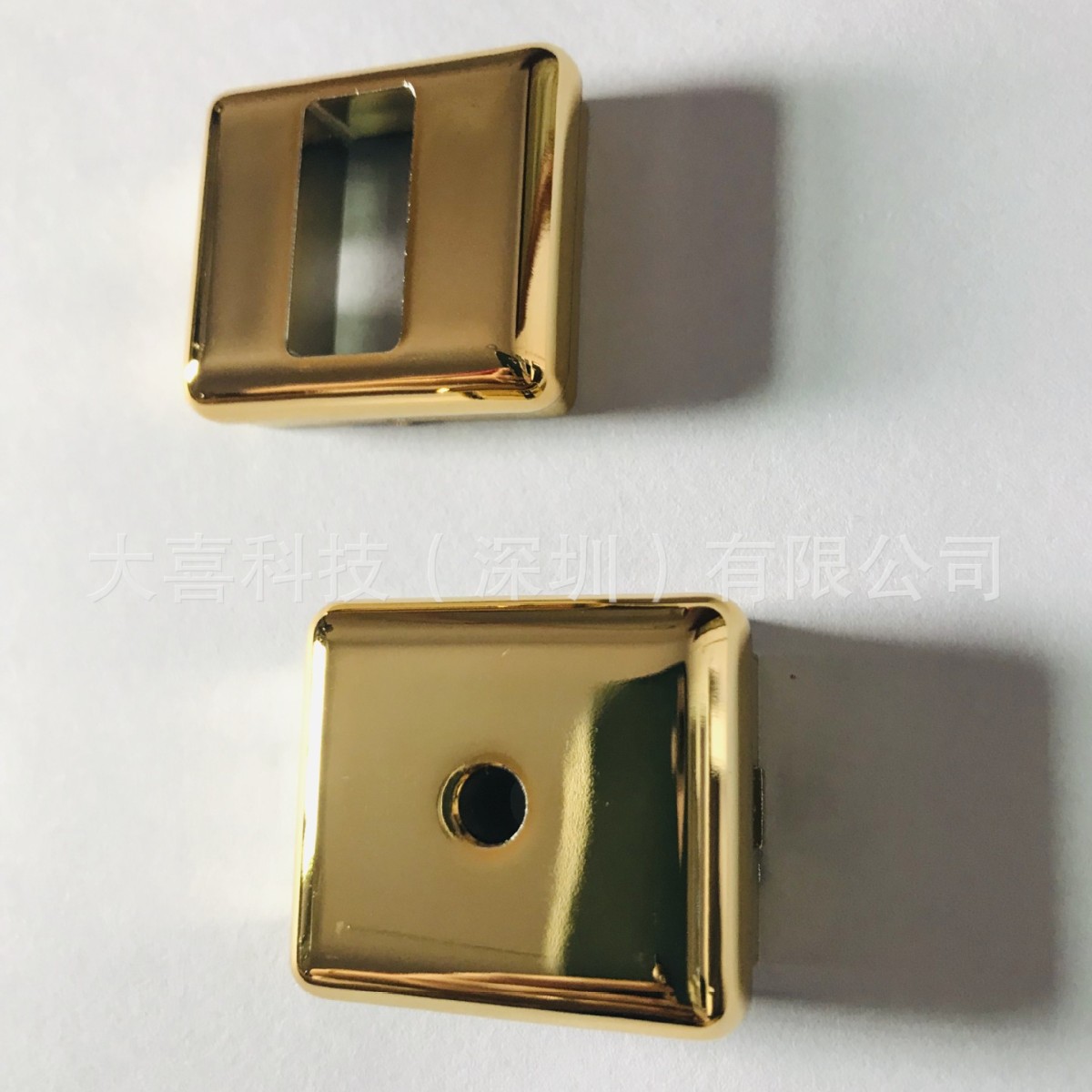 ABS塑胶真空UV电镀加工塑料装饰品真空电镀