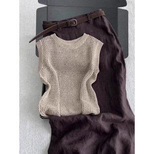 Korean Casual Khaki Top for Women 2025 Summer Cut Out Design Giant White Sleeveless Knitwear Suit