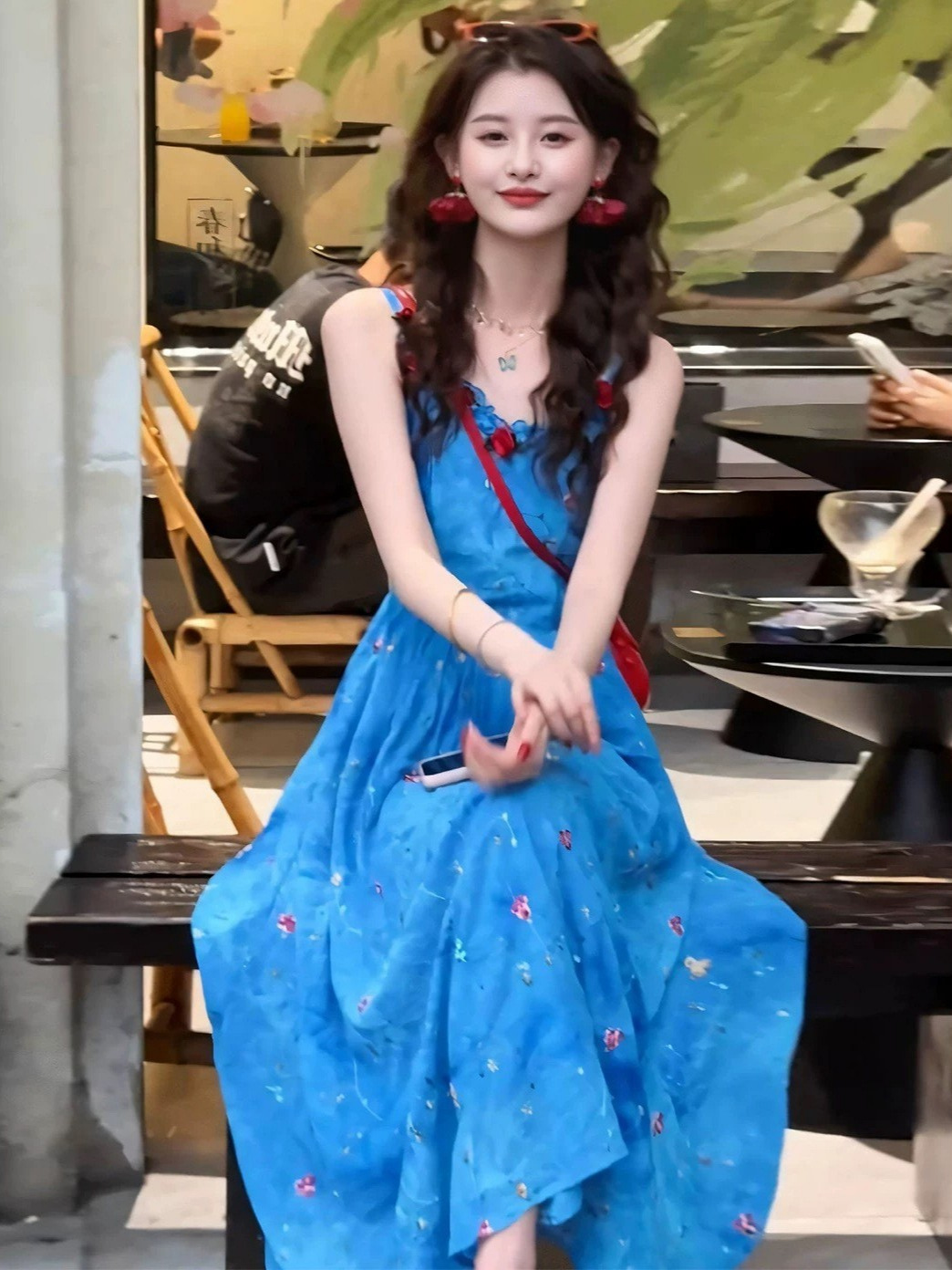 度假风出游出片多巴胺连衣裙女2026新款夏日绝美韩系独特漂亮裙子