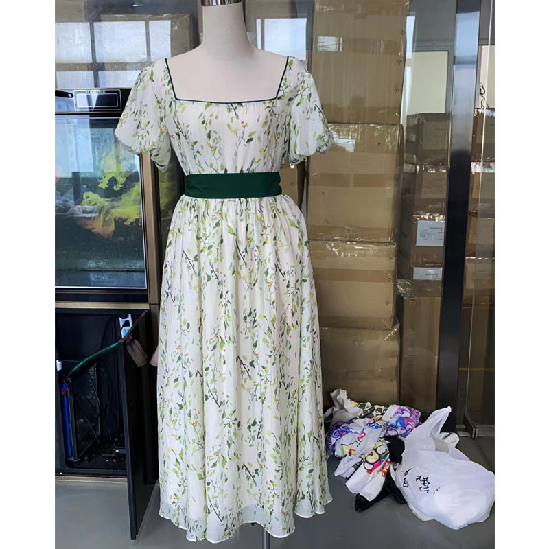 여름 가을과 겨울 새로운 패션 스커트 맞춤형 공장 교정 맞춤 원피스 스커트 샘플 맵핑