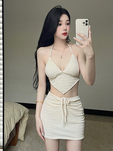 Cream color
