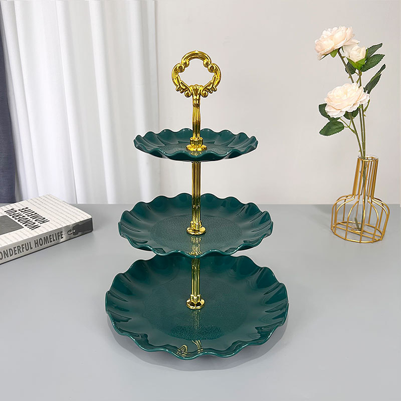 Placa de almacenamiento de placa de fruta multicapa de alta apariencia para el hogar Plato de fruta de tres capas diario de estilo europeo disponible