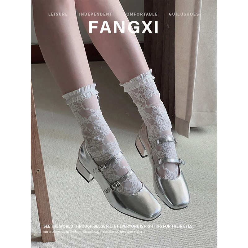 Versión de piel de oveja nuevo estilo francés plata hebilla de tacón medio de cabeza cuadrada zapatos de mujer Mary Jane zapatos de tacón grueso