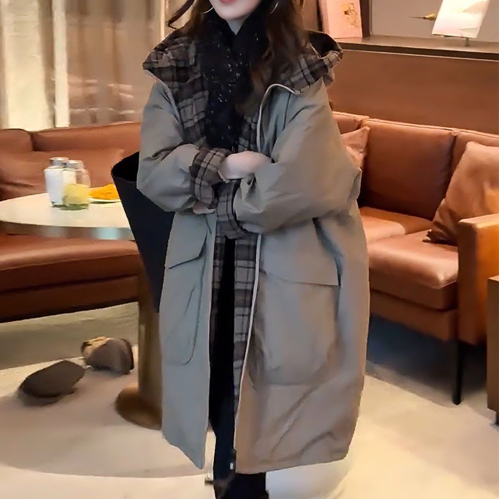 Qadın üçün boz yastıqlı kapüşonlu parka