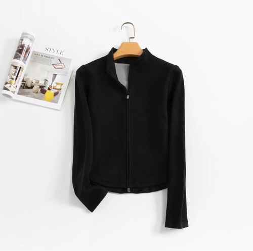 Autumn and winter graphene yoga suit with thick velvet and light, can be worn inside warm clothes, all-match slim upright collar outer for women