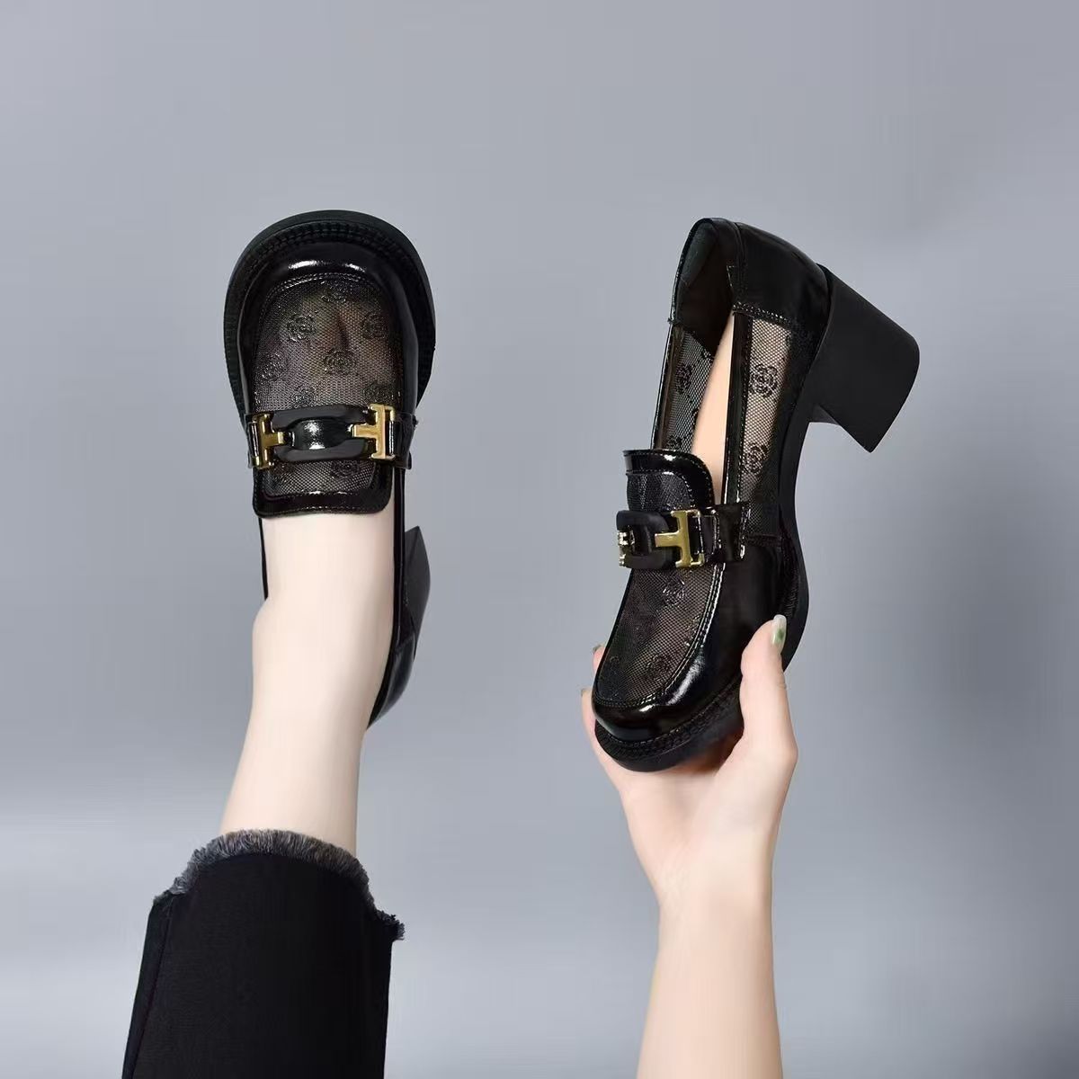 Vintage mesh transpirable versátil Lefour zapatos mujeres primavera y verano 2026 nuevo estilo británico hueco zapatos de un solo pie