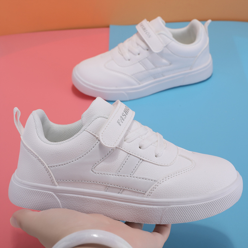 Zapatos blancos para niños zapatos de tablero para niños primavera y otoño nuevos niños medianos y grandes zapatos de cuatro estaciones para niñas zapatos blancos de Campus de fondo suave a prueba de agua