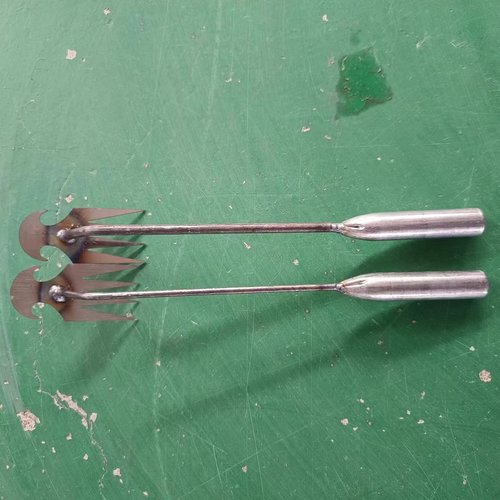 Grass-removing wonder tool, weeding wonder tool, soil digging small shovel, foraging digging tool, outdoor plant removal tool, gardening rake