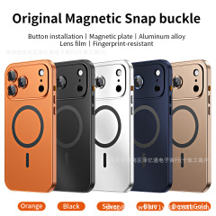 iPhone17propax対応 メタルバックル付き マグネット式スマホケース Apple 17 チタンゴールドフレーム保護ケース