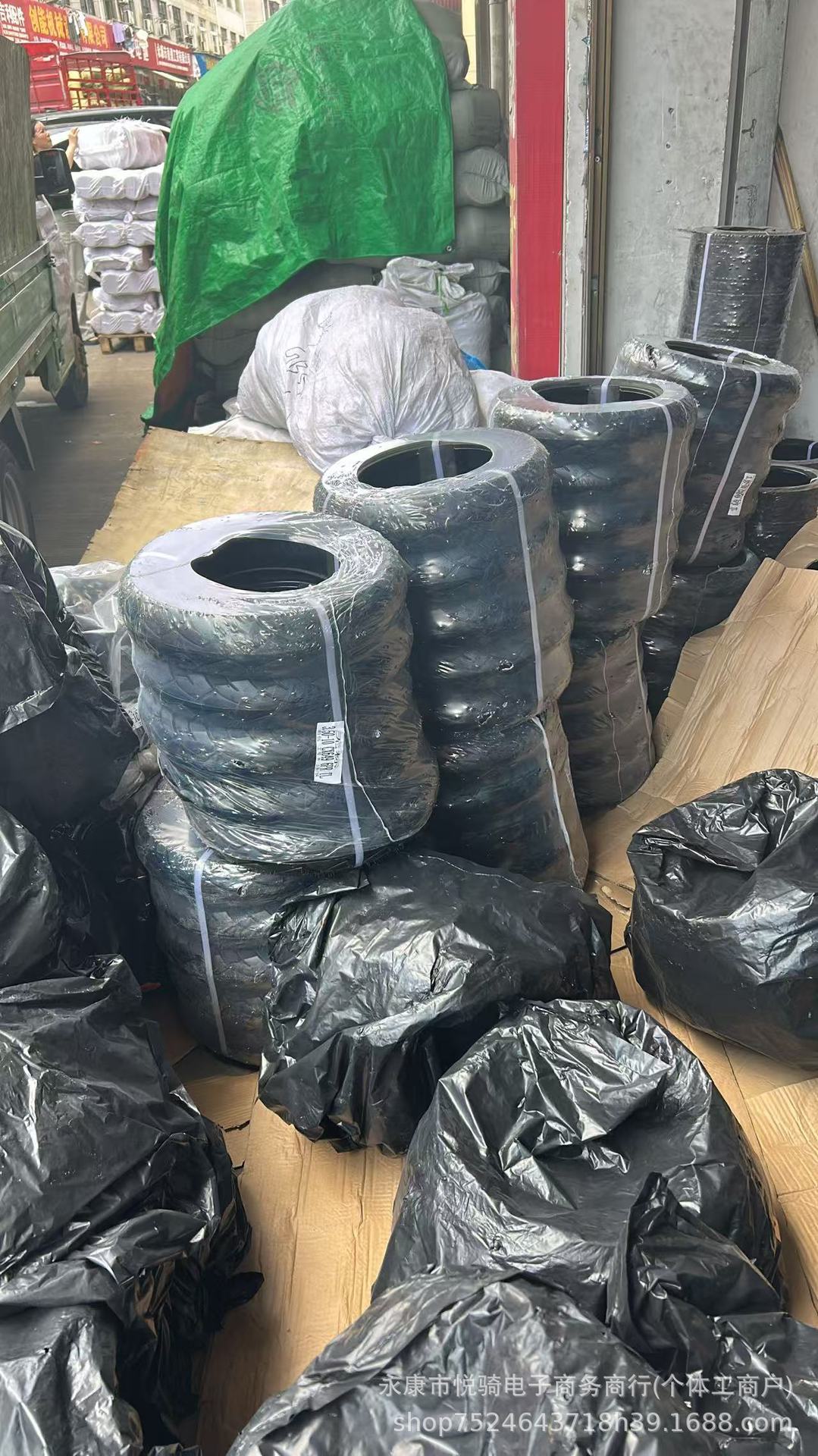 High Quality Motorcycle Tire 3.50-10 Vacuum Tire 4Pr Cx-649 Motorcycle Tire
