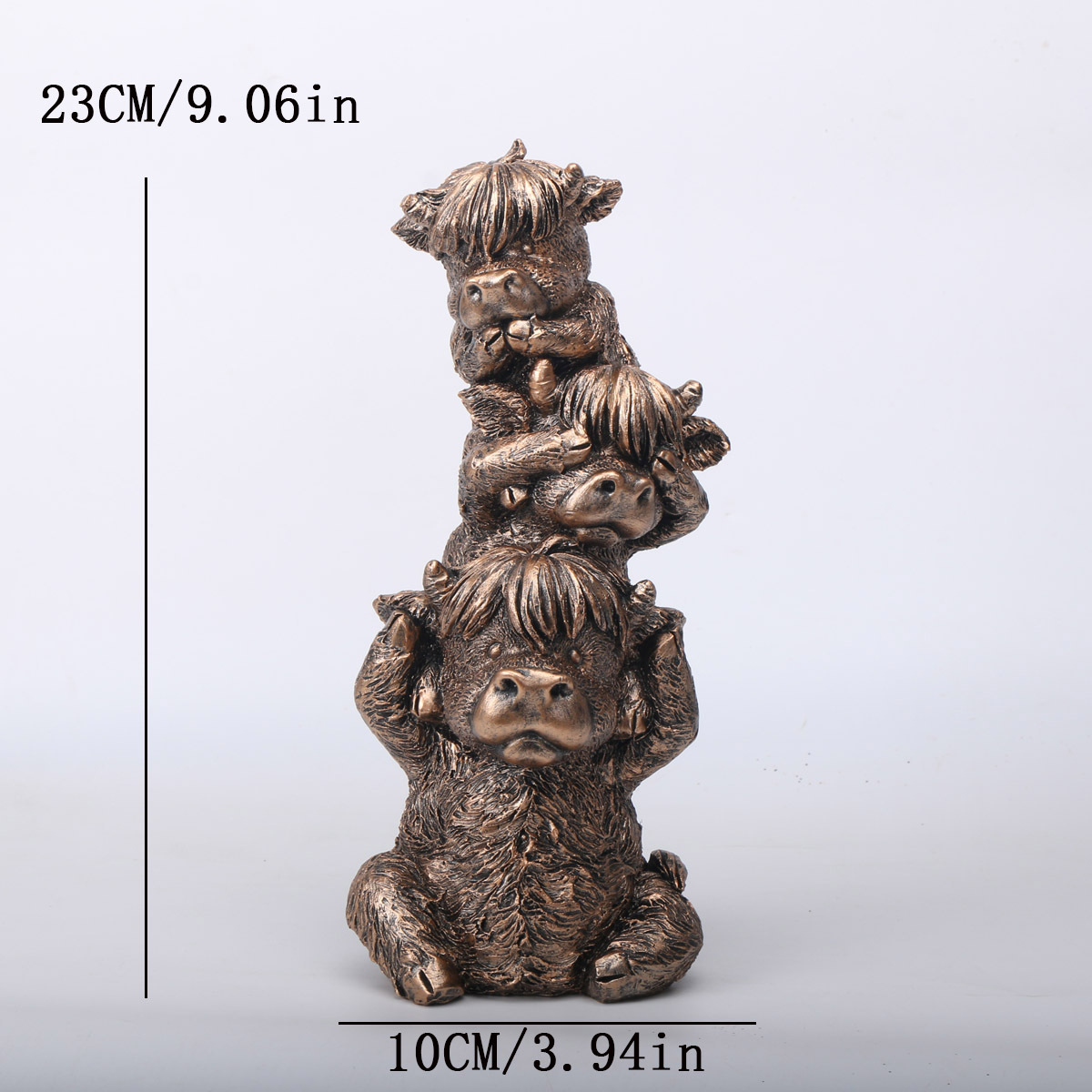 세 쌍의 하이랜드 소 가족