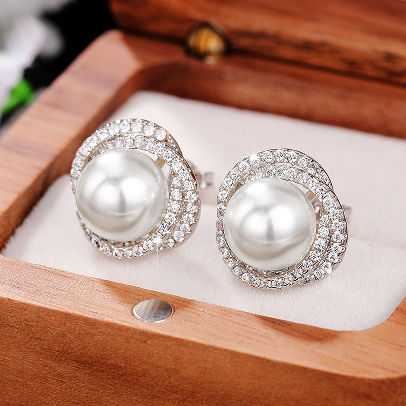 6g Weight Copper Ear Needle Material Zircon Inlay Material Ear Studs Classification 1 Pair Quantity Holiday, Daily Occasion Imitation Pearl, Copper Material Geometric Pattern Women's Gender Inlay Design Elegant Style 1 Pair Elegant Geometric Inlay Imitation Pearl Copper Zircon Ear Studs 1