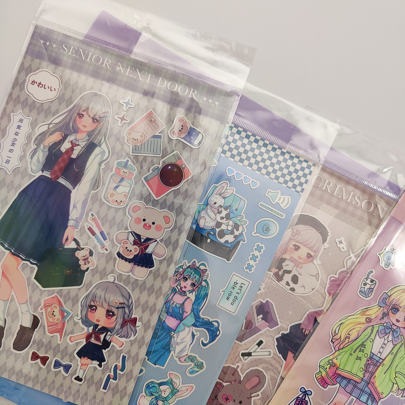 13g Weight 1 Piece Quantity Class, Learning, School Occasion Special Adhesive Sticker Material Cartoon Pattern Cute Style Original Korean Style Hand Account Cartoon Goo Card Stickers Wholesale Ins Cartoon Characters Cute Laser Goo Card Small Stickers 无