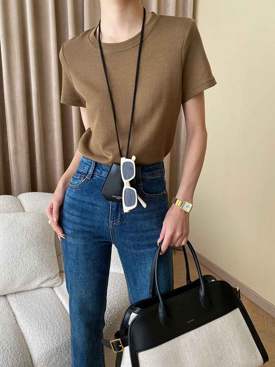Cozy Series Simple Basic Slimming Shoulder T Shirt Short Sleeve Early Spring