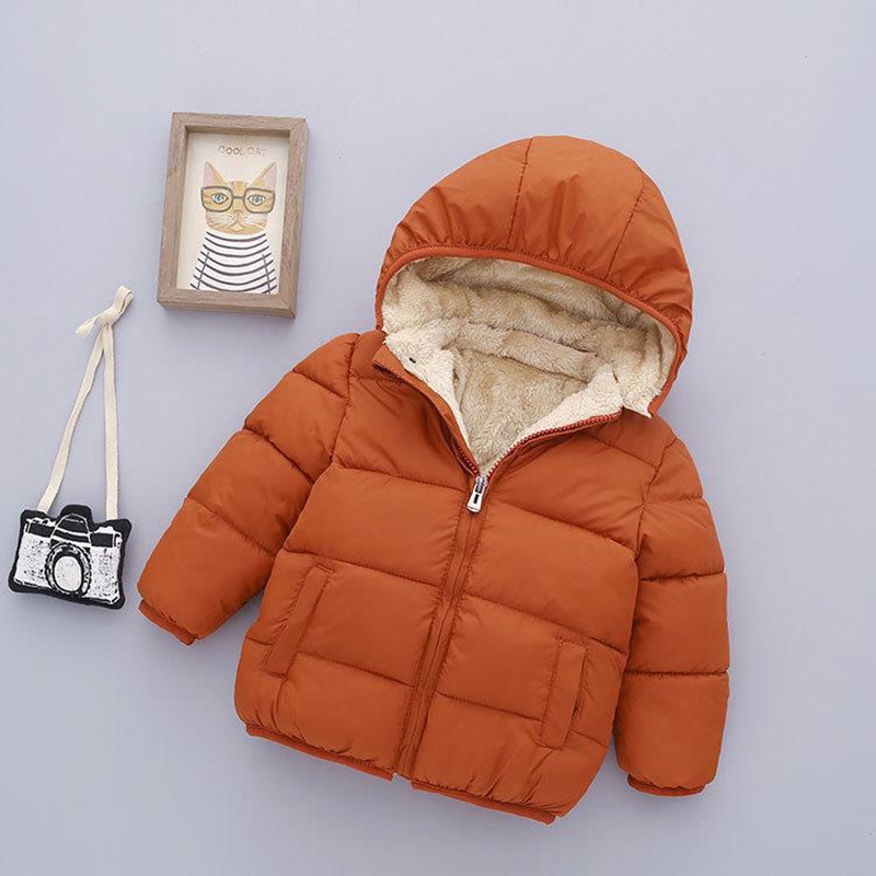 Abrigo acolchado de algodón para niños Abrigo acolchado de algodón engrosado para niños y niñas Abrigo acolchado de algodón con forro polar para bebés Abrigo de invierno al por mayor