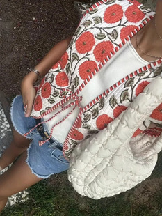 2024 New Amazon European and American Cross-Border Floral Striped Crochet V-Neck Vest Top Fashion Personality Vest