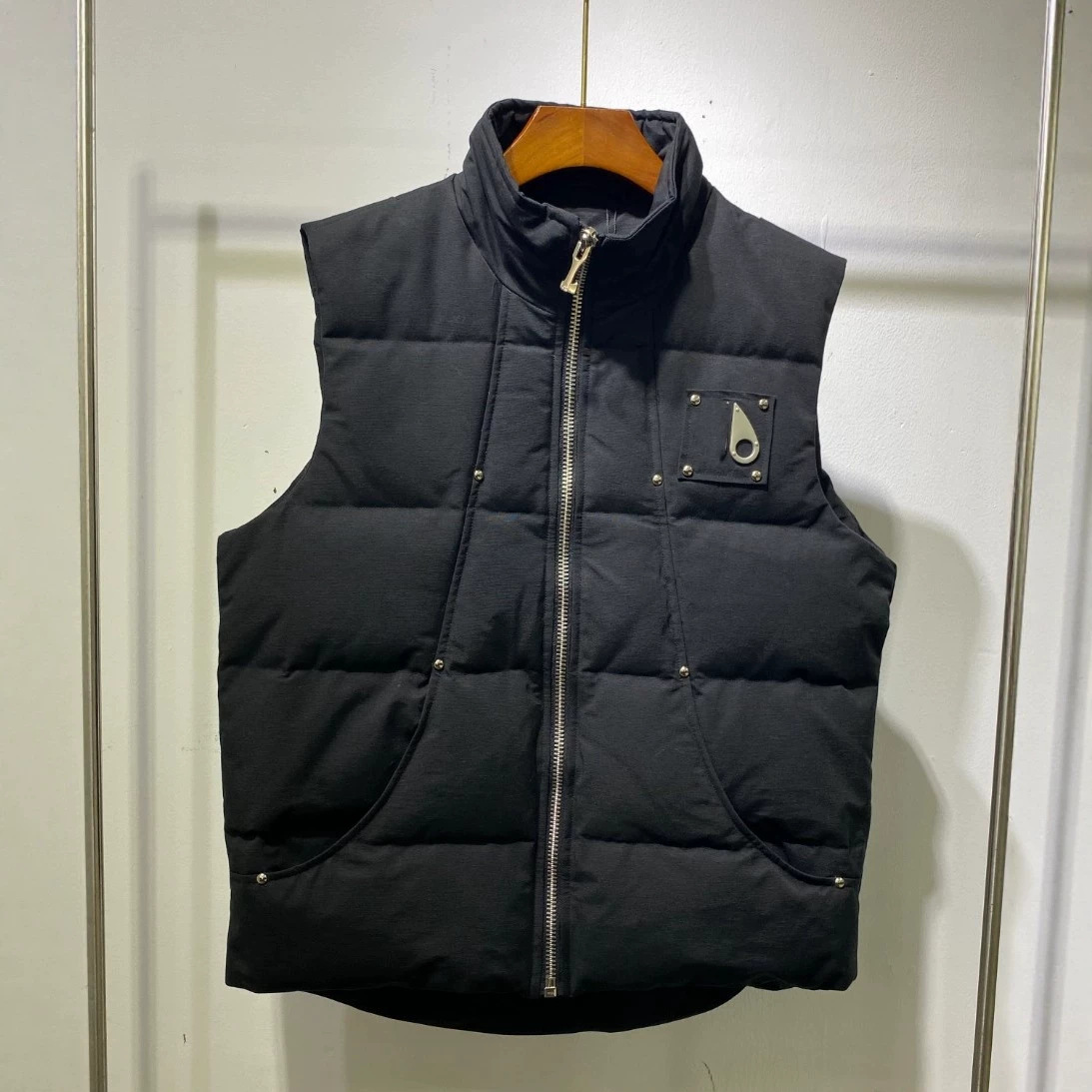 New cross-border high-quality scissor-style down jacket, unisex, loose-fitting, warm, versatile winter vest with stand-up collar.