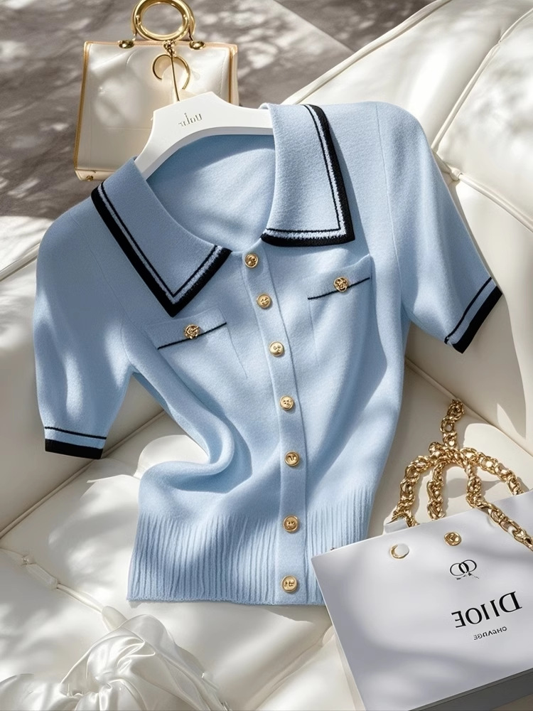 Áo thun nữ polo cổ bẻ tay ngắn phối màu tương phản, chất liệu len lụa mát mẻ — màu xanh nhạt