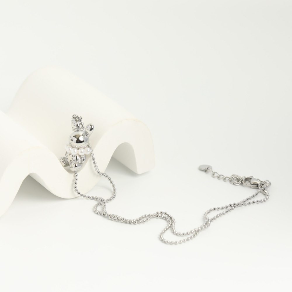 Romántico Exquisito Acero Inoxidable Lindo Conejo Con Perla Colgante Collar De Oro De 18k display picture 2