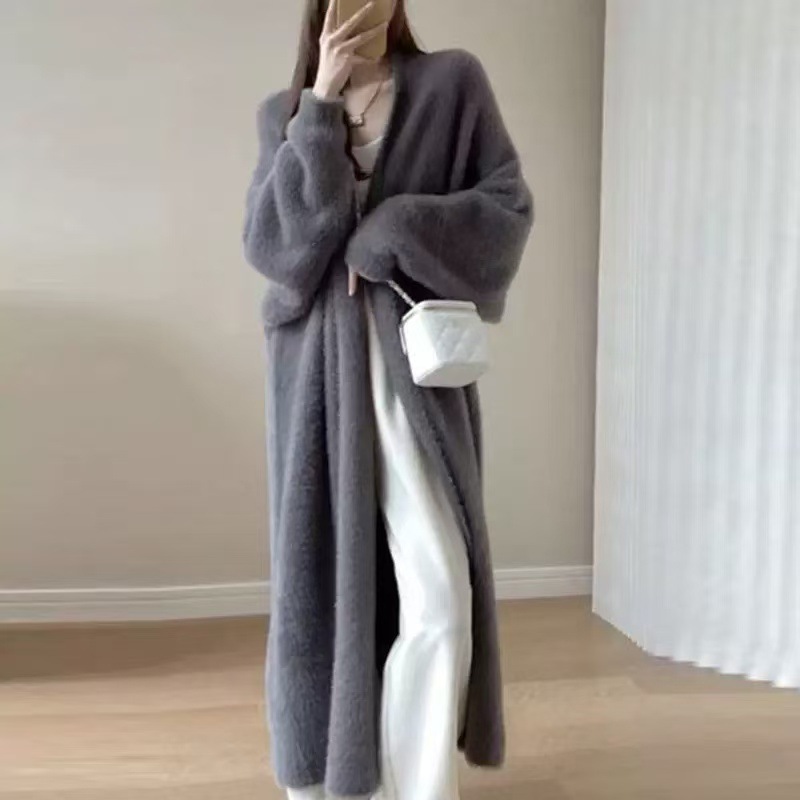 회색
