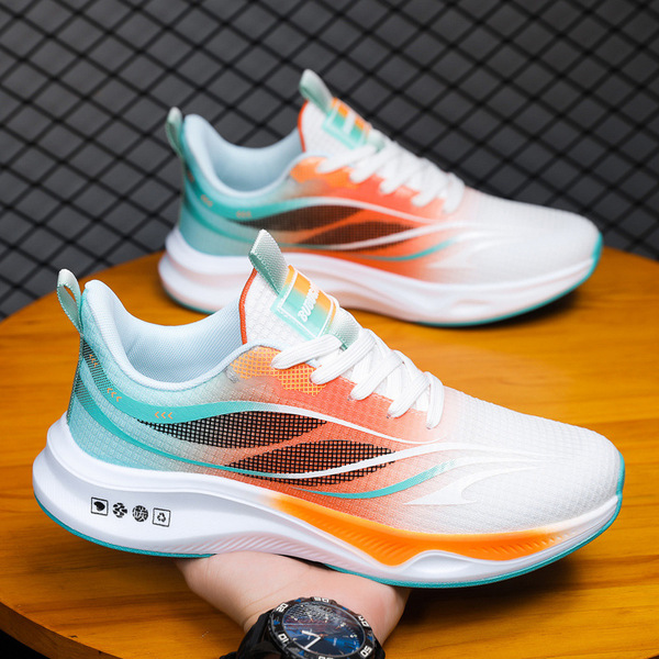 Lightweight shock-absorbing sneakers for men and women for students