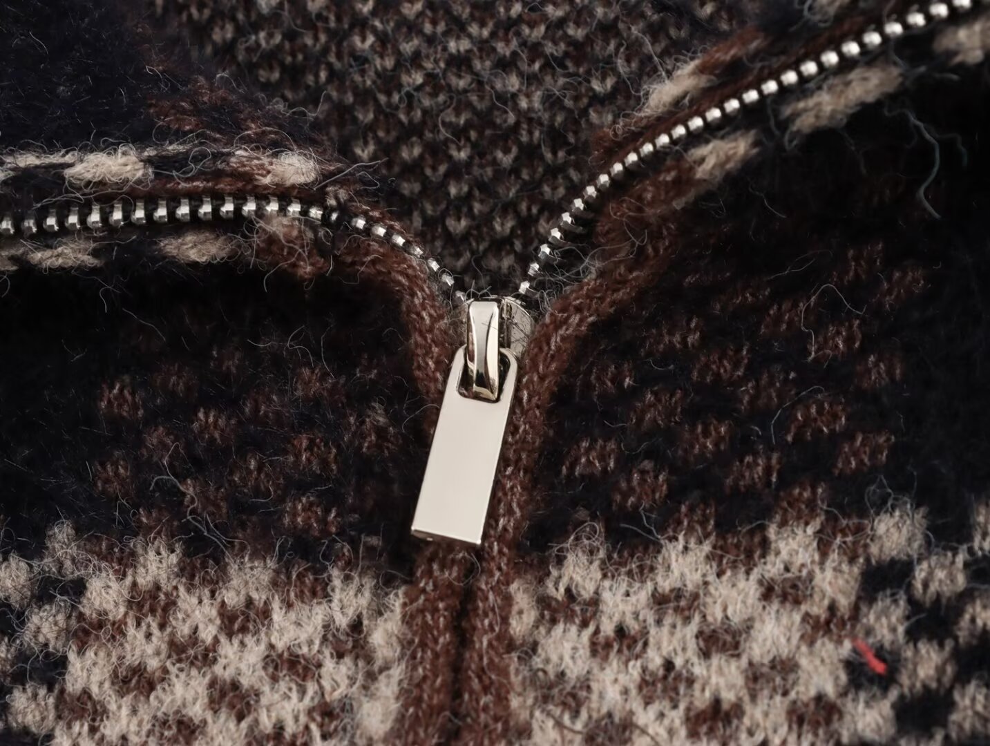 Women's clothing 2024 autumn and winter new street fashion plaid zipper sweater jacket_voghion.com