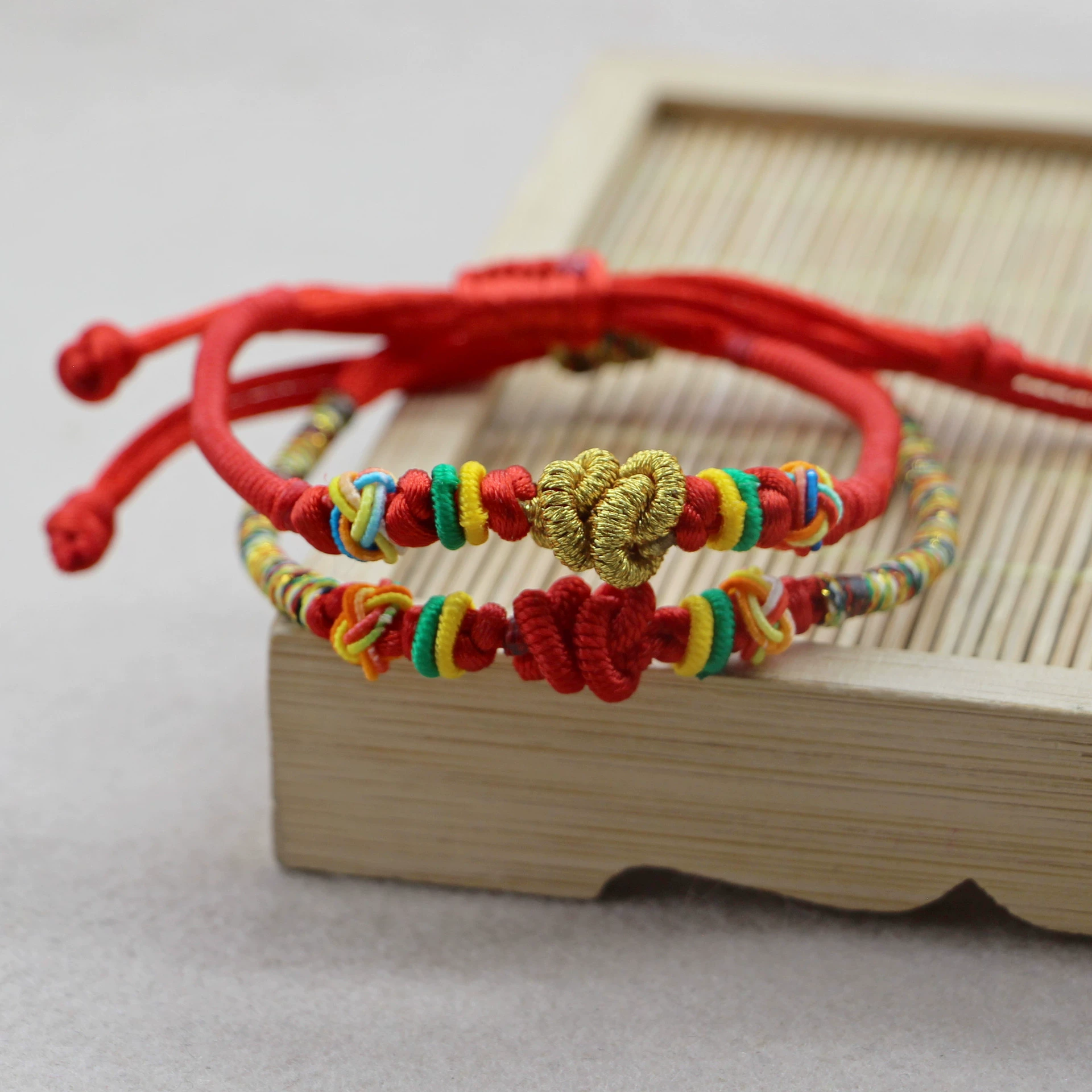 Children's woven red rope bracelet handmade for men and women for beloved