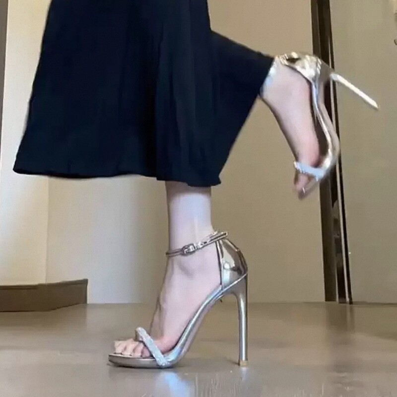 Hong Kong Rhinestone Strap High Heels for Women 2026 Silver Summer Thin Heel Niche Style Design Sexy Sandals Hong Kong Rhinestone Strap High Heels for Women 2026 Silver Summer Thin Heel Niche Style Design Sexy Sandals