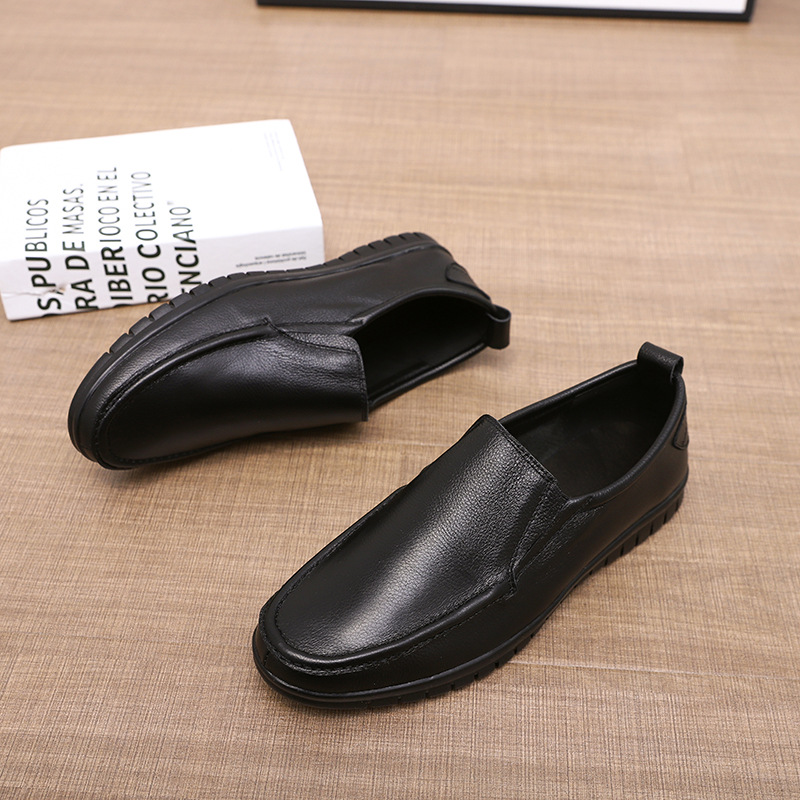 雅梦纤足男鞋2021春季新款透气真皮舒适软底商务休闲皮鞋男驾车鞋