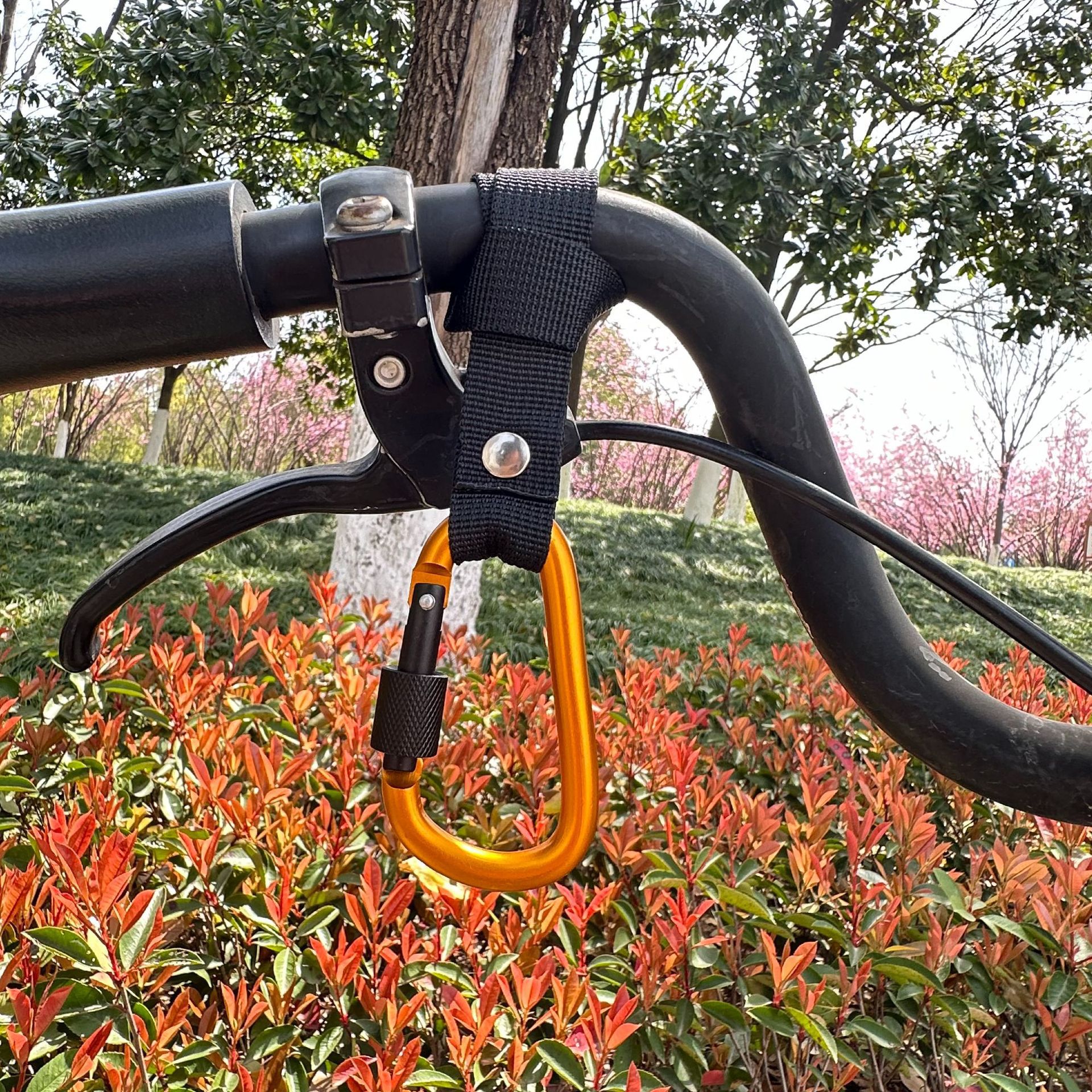 Gancho de coche de batería eléctrica sin perforación bicicleta scooter casco multifuncional fábrica de gancho delantero universal