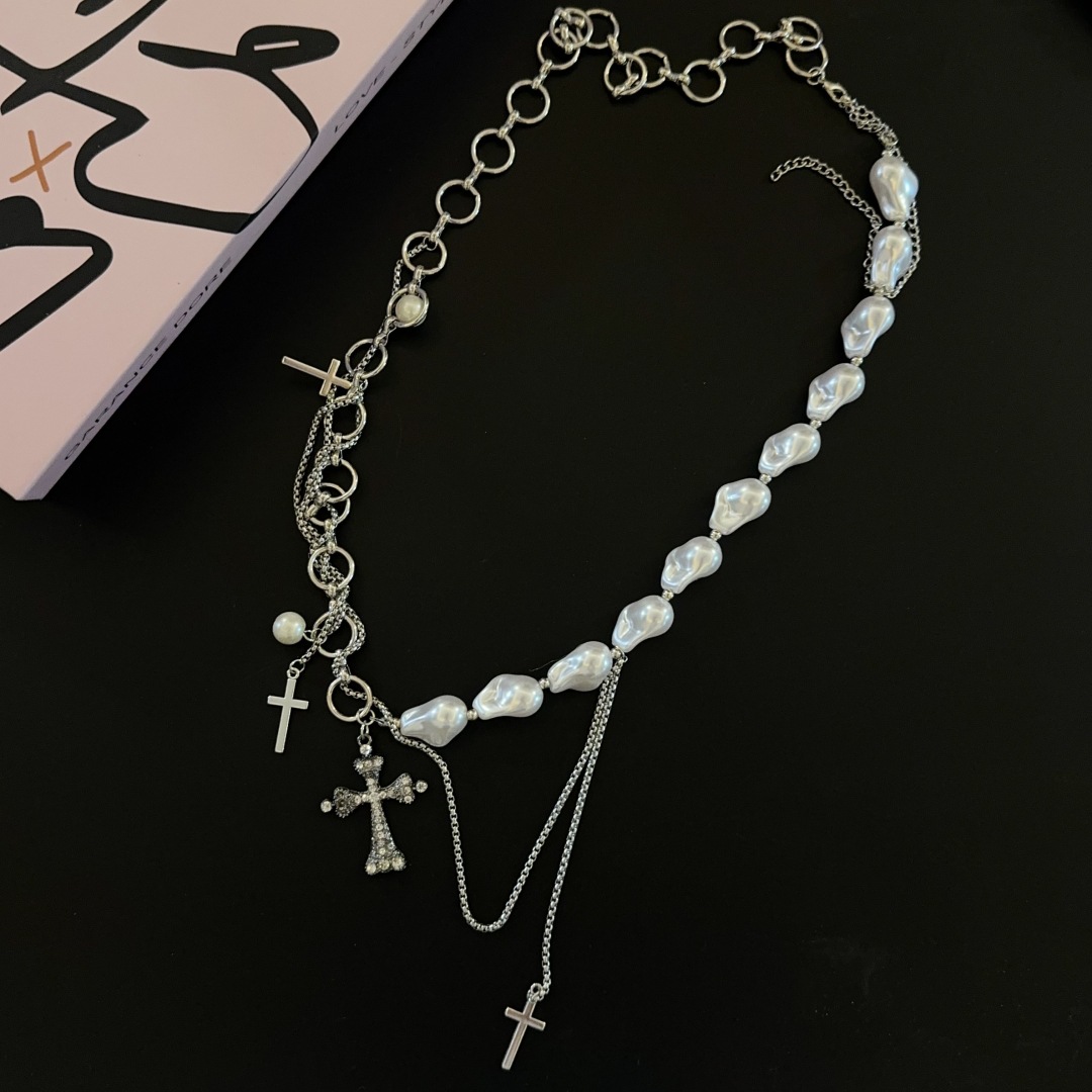 European And American Fashion Dia-Studded Cross Tassel Waist Sweet Cool Heavy Craft Irregular Pearl Chain Splicing Belt_voghion.com