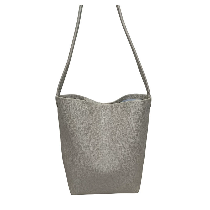 Capacious leather universal shoulder bag one shoulder, cowhide, high-end