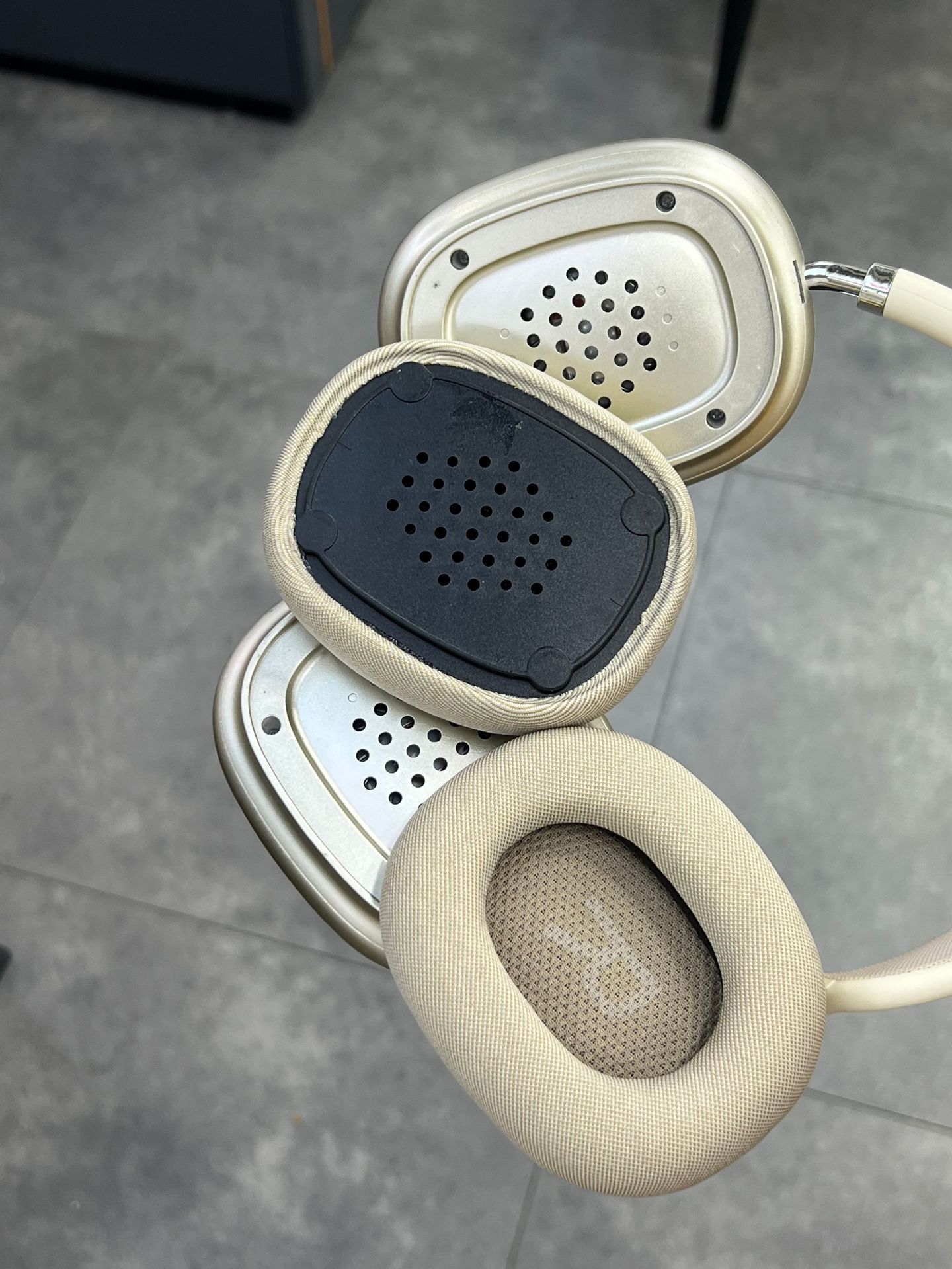 Comercio exterior P9MAX auriculares inalámbricos Bluetooth montados en la cabeza de tamaño mediano orejeras magnéticas con ventana emergente auriculares deportivos Bluetooth