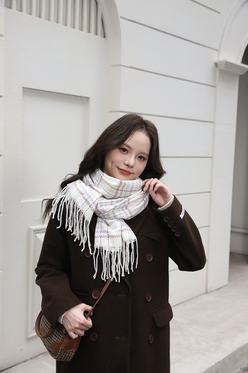 Advanced autumn and cashmere Korean checkered for women's winter 2024 new versatile student warm scarf_voghion.com