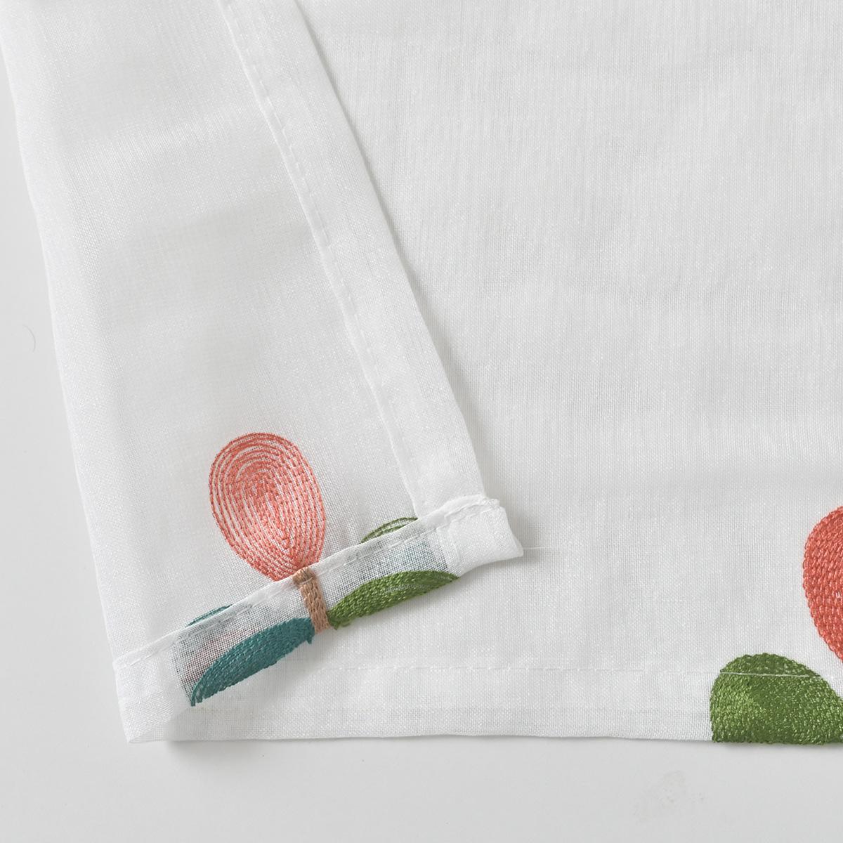 Transfronterizo cuatro toallas de color bordadas bola blanca encaje cortina cortina Aliexpress fabricantes al por mayor