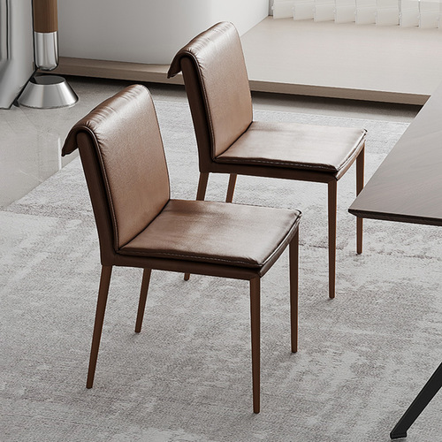 Luxury Retro Style Dining Chair for Home Use Designer Backrest Chair Genuine Leather Modern Simple Casual Dining Room Leather Chair 