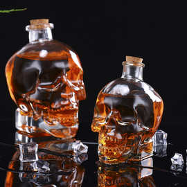 个性创意骷髅头伏特加洋酒瓶玻璃瓶骷髅酒杯气氛工艺瓶醒酒器酒具