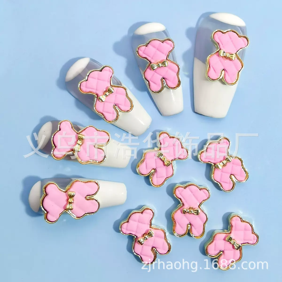 网红新款狐狸美甲饰品厂源头工厂专业加工定制合金美甲贴钻混批发