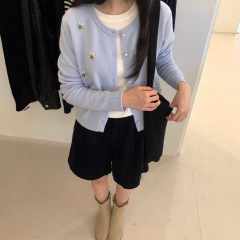 春秋新款韩系小蜜蜂刺绣针织开衫女甜美温柔软糯圆领百搭毛衣外套
