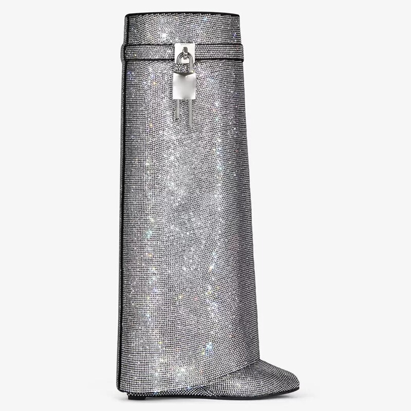 European and American Style Pointed-Toe Knee-High Boots for Women with Rhinestone Buckle, Fashionable and Versatile, Slimming, New Winter Model European and American Style Pointed-Toe Knee-High Boots for Women with Rhinestone Buckle, Fashionable and Versatile, Slimming, New Winter Model
